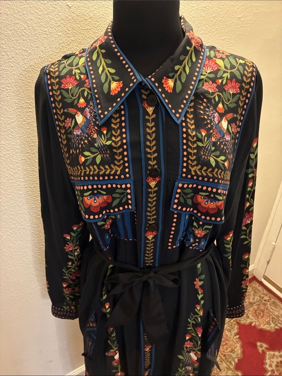 FARM Rio Dresses & Skirts - FARM Rio NWT Large Toucan Garden Black Button Front Midi Dress w/Tie & Pockets